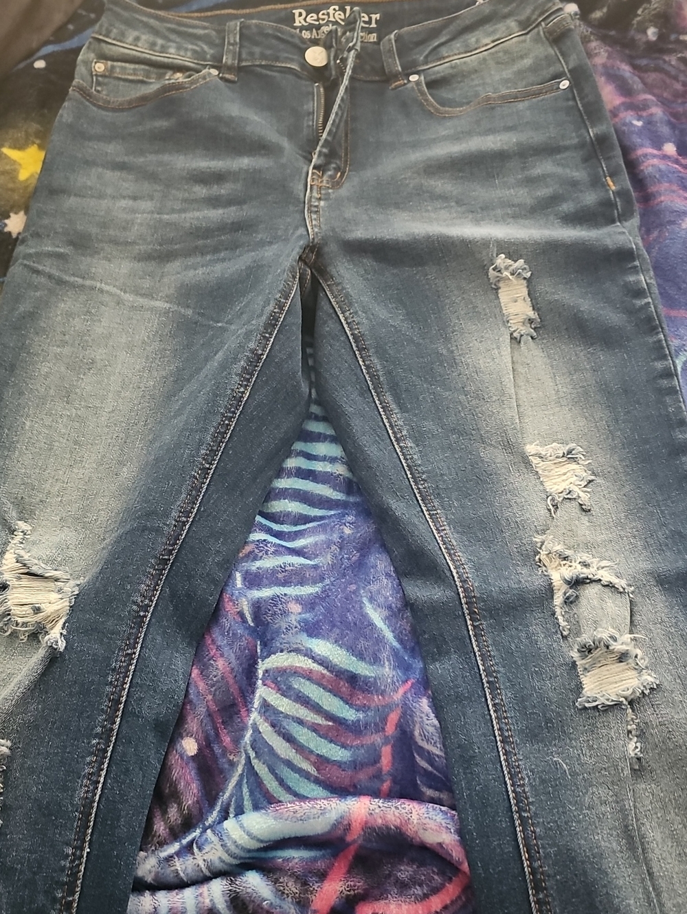 NWOT Resfeber Dark Blue Distressed Skinny Jeans